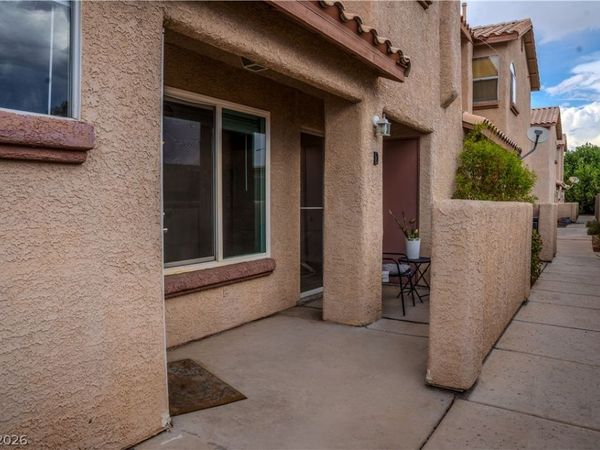 555 Roxella Lane , Unit D, Las Vegas, NV 89110