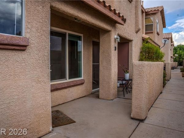 555 Roxella Lane , Unit D, Las Vegas, NV 89110