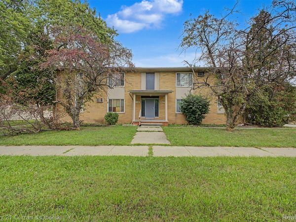 29425 W Jefferson Avenue , Gibraltar, Mi 48173