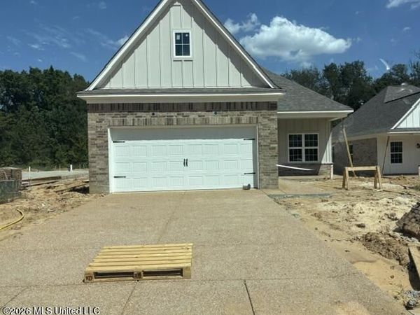 7208 Fairmont Pl Cove, Southaven, MS 38671