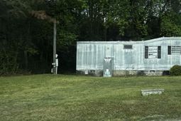 1309 Basil Street photo 4