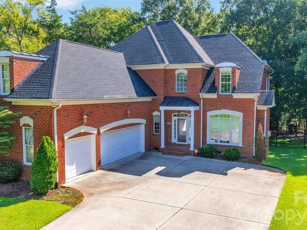 4995 Rea Road, Charlotte, NC 28226