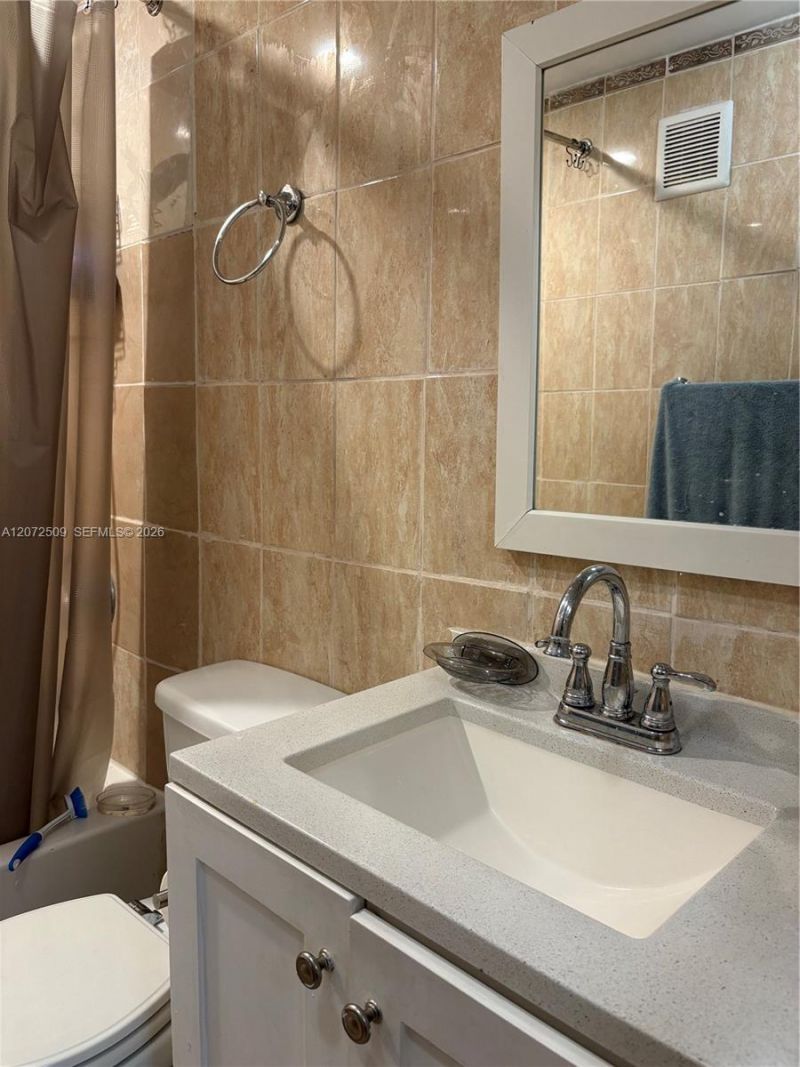 17180 SW 94th Ave , Unit 701, Palmetto Bay, FL 33157 Photo