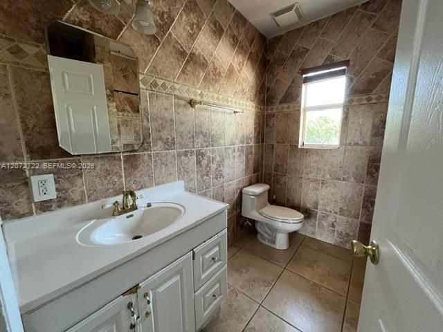 2836 SW 2nd St, Unit 2, Miami, FL 33135 Photo