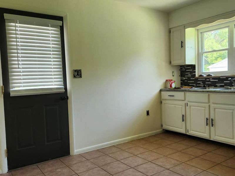 4512 Leslie Avenue, Blue Ash, OH 45242 Photo 6