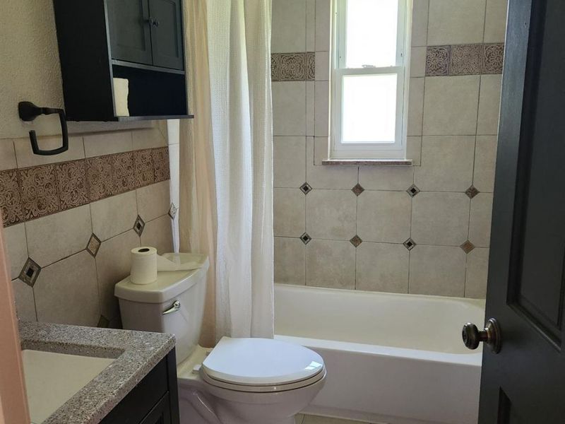 4512 Leslie Avenue, Blue Ash, OH 45242 Photo 9