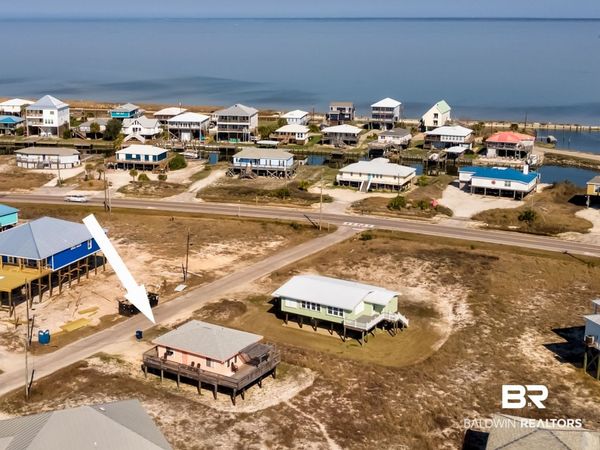 106 Ryan Ct, Dauphin Island, AL 36526