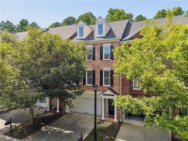 4305 Village Green Drive, Roswell, GA 30075