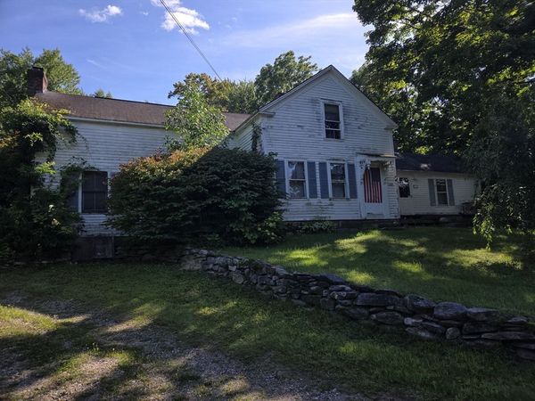 133 Amherst Rd, Pelham, MA 01002
