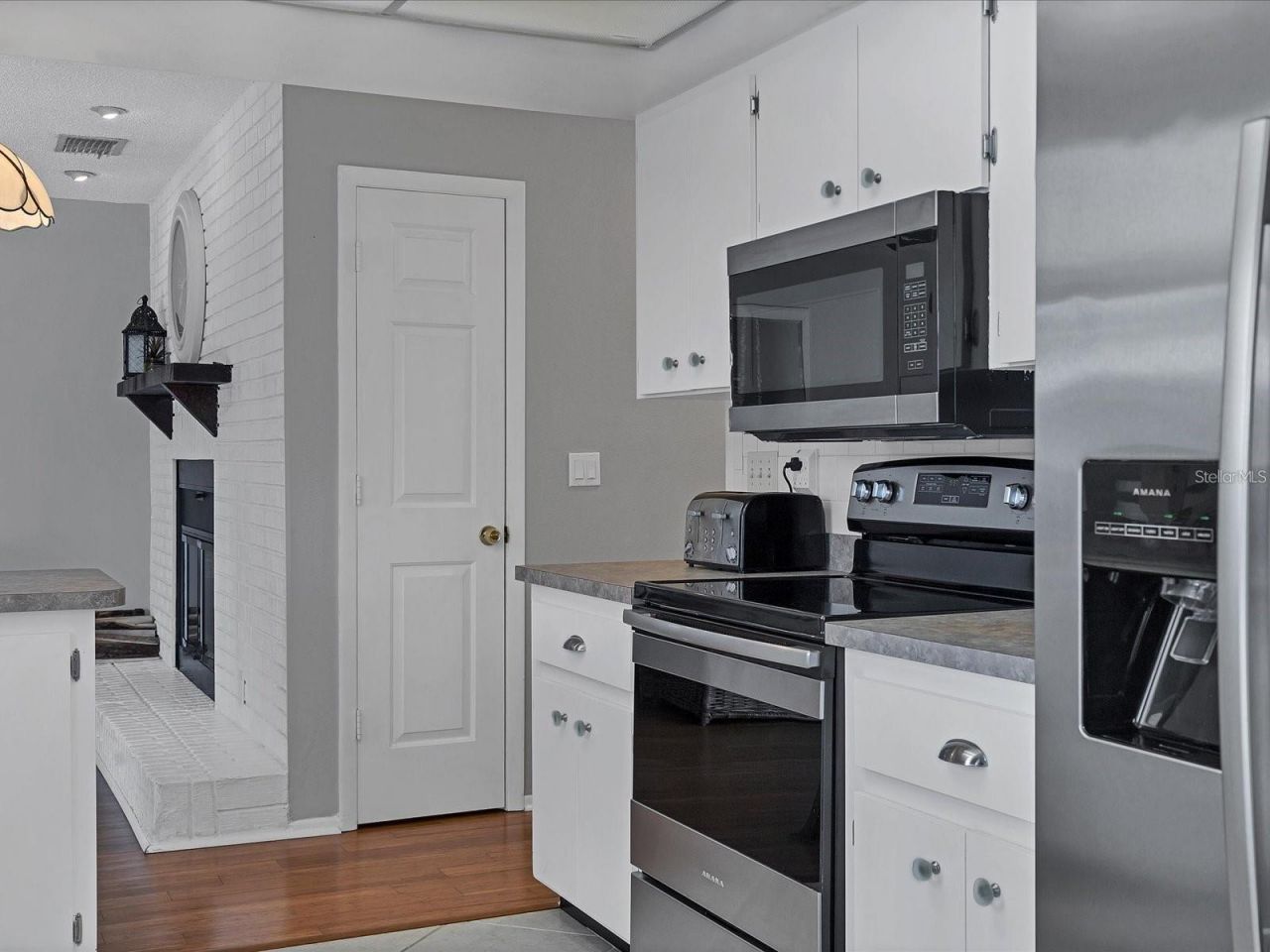 6733 Pennsylvania Avenue, Sarasota, FL 34243 Photo