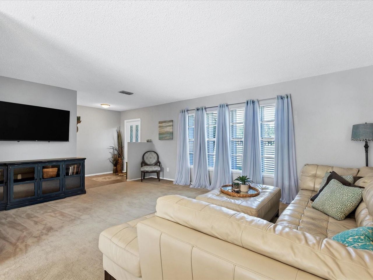6733 Pennsylvania Avenue, Sarasota, FL 34243 Photo
