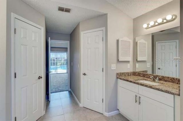 4007 78th Place E, Sarasota, FL 34243 Photo