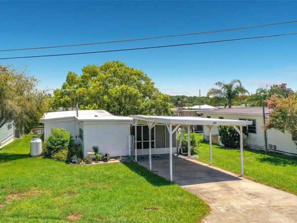 1521 LAKEVIEW DRIVE, TAVARES, FL 32778