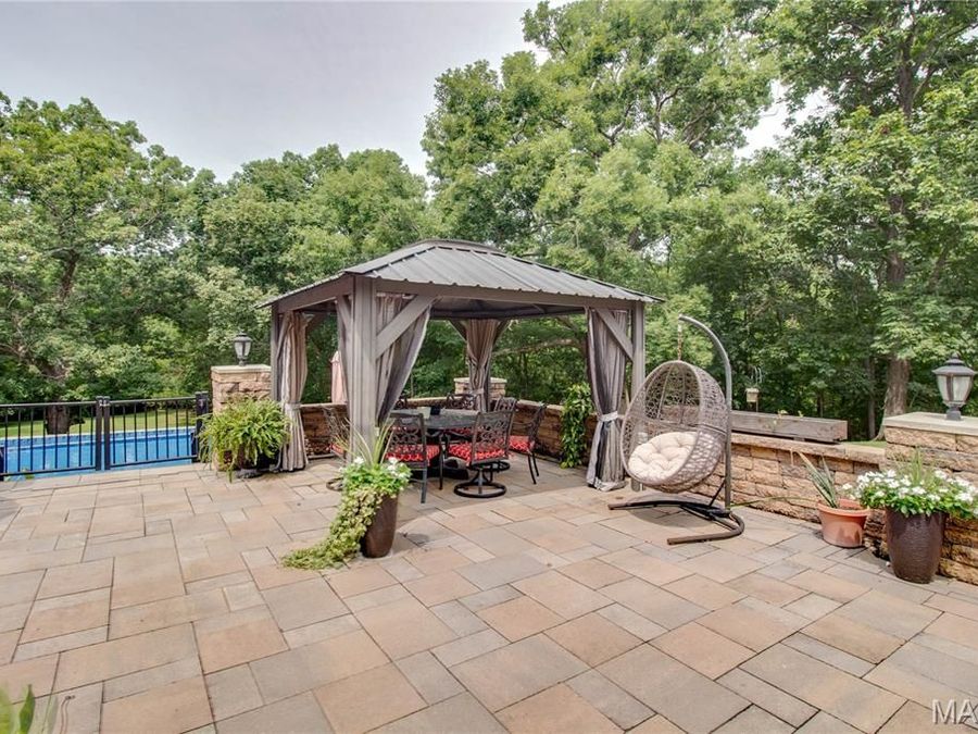 Property Image 81