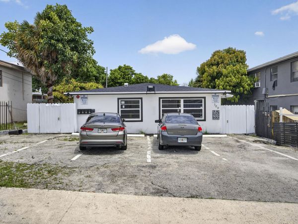 709 13TH Street, West Palm Beach, FL 33401
