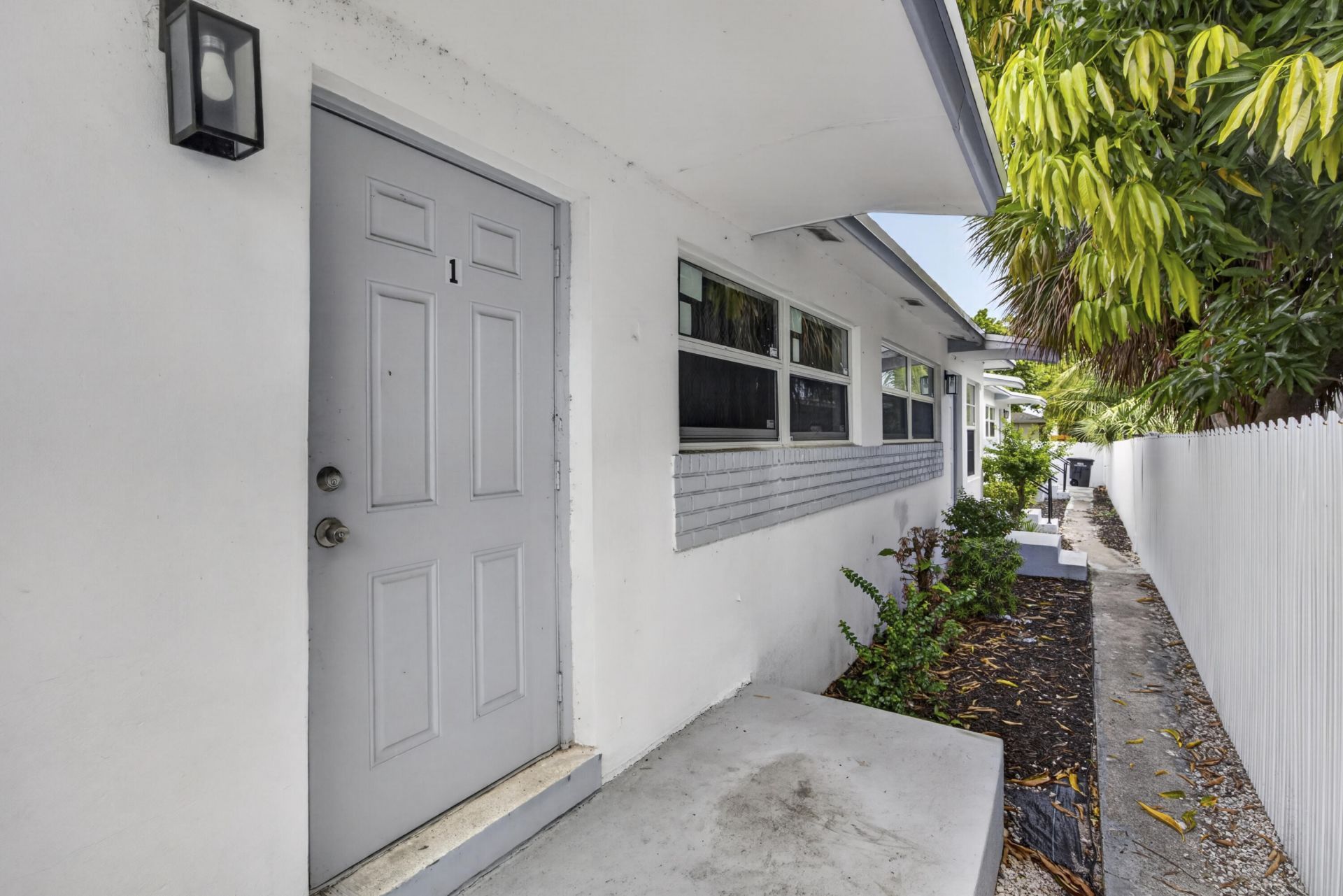 709 13th Street, West Palm Beach, FL 33401 Photo