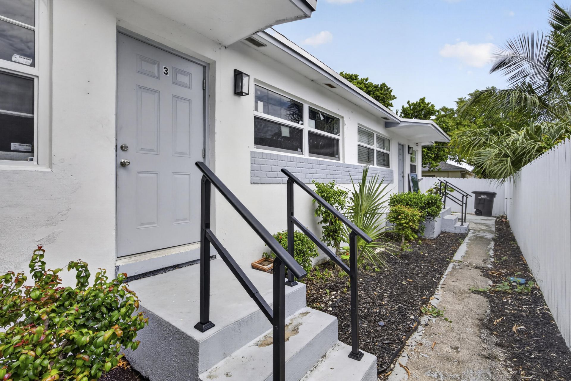 709 13th Street, West Palm Beach, FL 33401 Photo