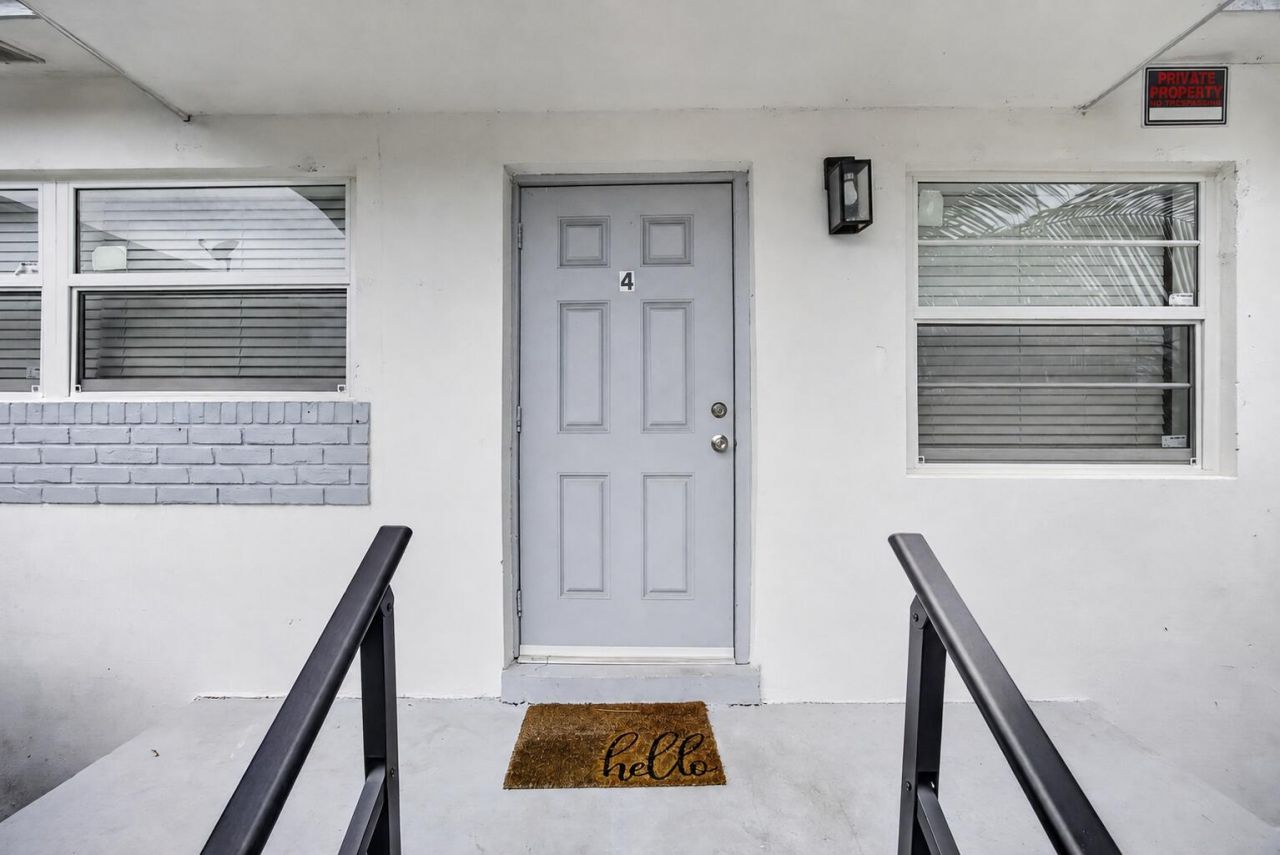 709 13th Street, West Palm Beach, FL 33401 Photo