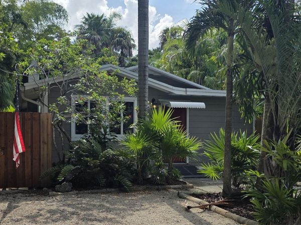 540 SW 14TH Avenue, Fort Lauderdale, FL 33312