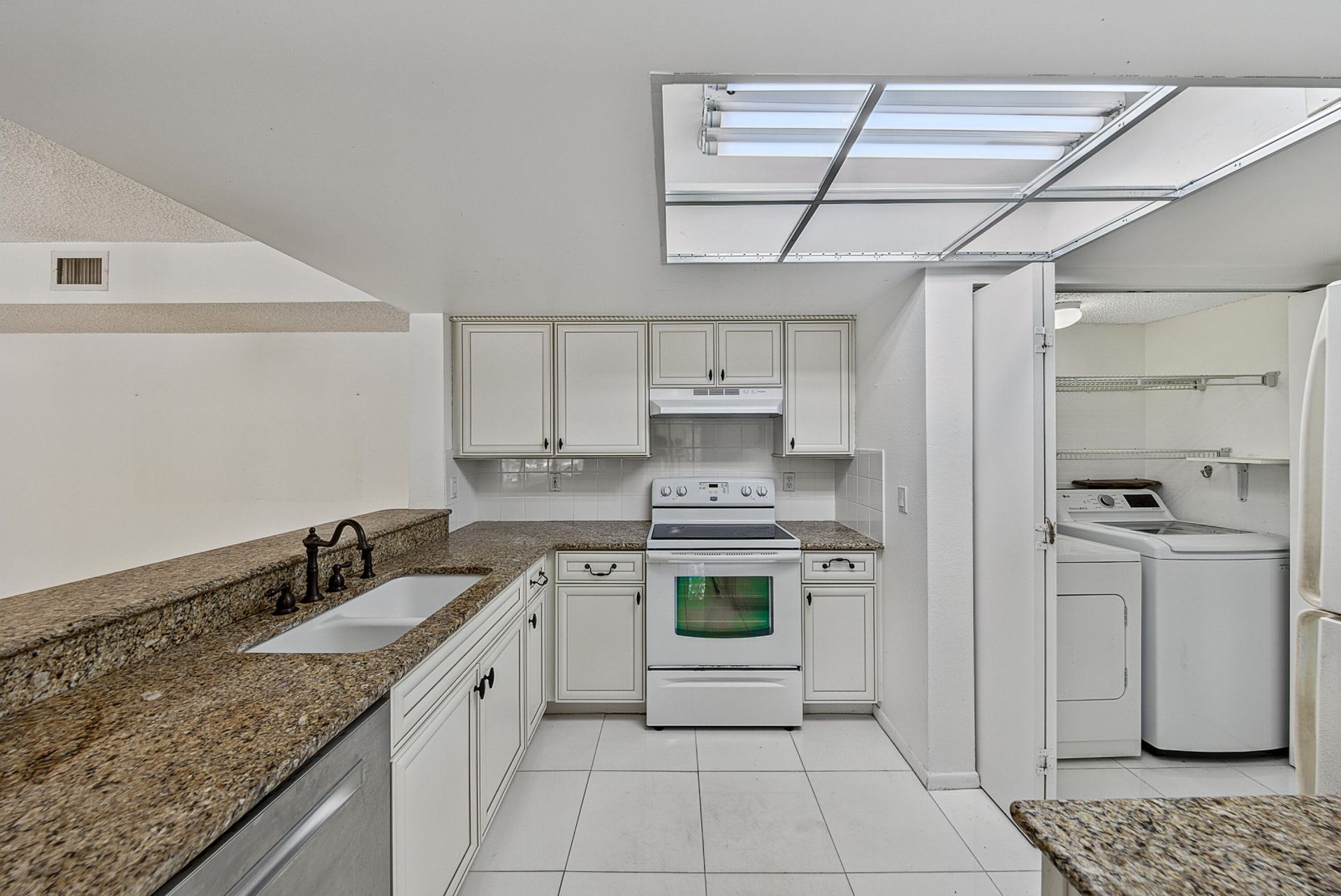 9088 W Atlantic Boulevard, Unit 525, Coral Springs, FL 33071 Photo