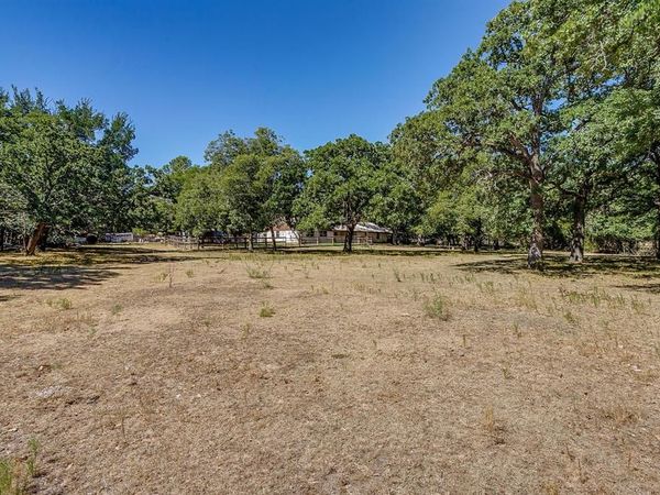 1377 E Gibtown Road, Poolville, TX 76487