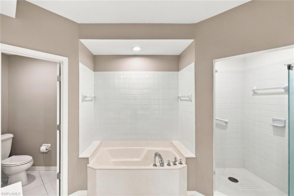 24480 Reserve Ct, Unit 103, Bonita Springs, FL 34134 Photo