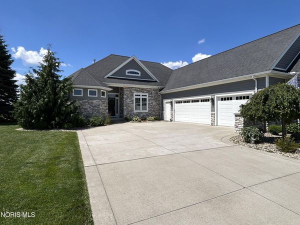 15643 Swift Current Court, Perrysburg, OH 43551