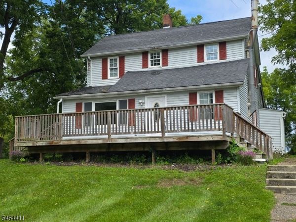 693 Townsbury Rd, Mansfield, NJ 07838