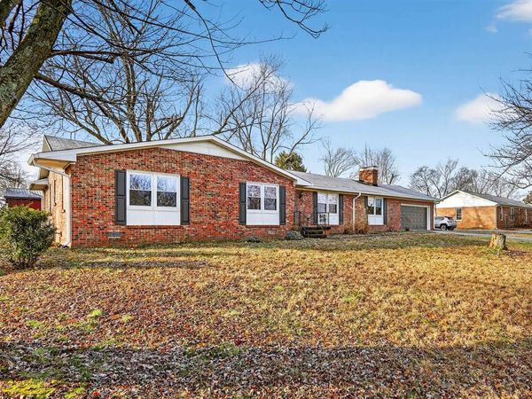 519 Meadowlawn Drive , Franklin, KY 42134