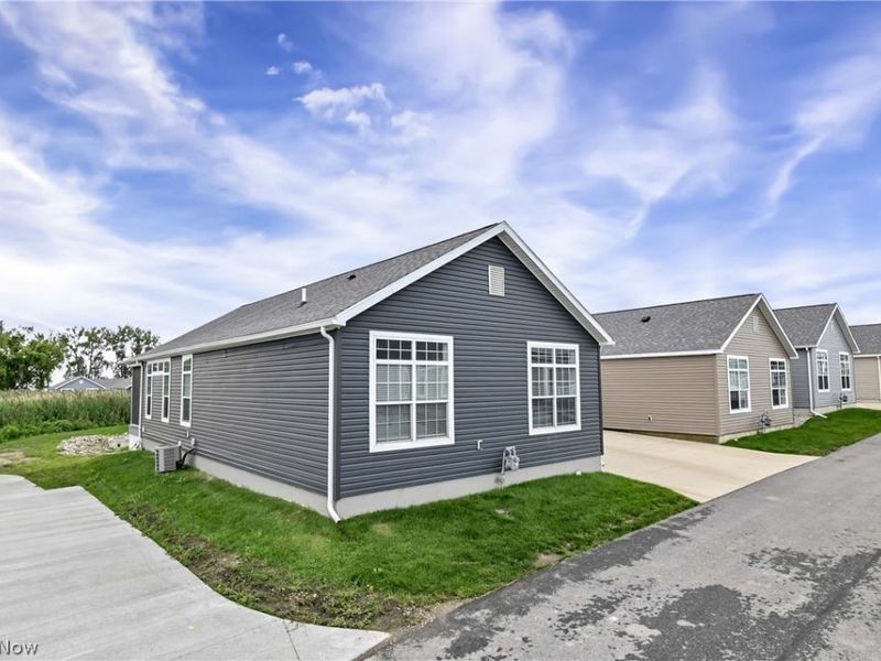 10850 E Bayshore Road , Unit Cardinal 5, Marblehead, OH 43440 Photo 6