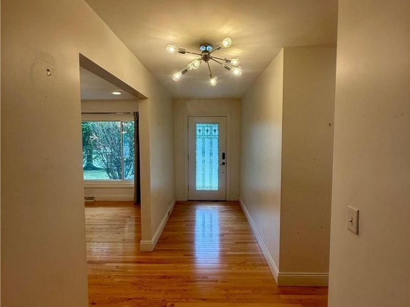26201 Annesley Road , Beachwood, OH 44122 Photo 4