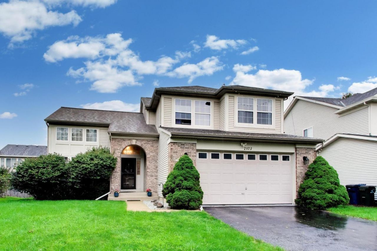 2123 Skylane Drive, Naperville, IL 60564 Main Photo