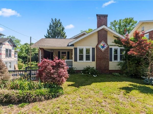139 Lebanon Street, Mount Airy, NC 27030