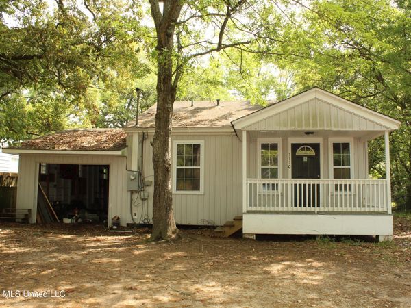 1110 Williams Street, Pascagoula, MS 39567