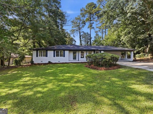 169 Robinhood Drive, Newnan, GA 30263