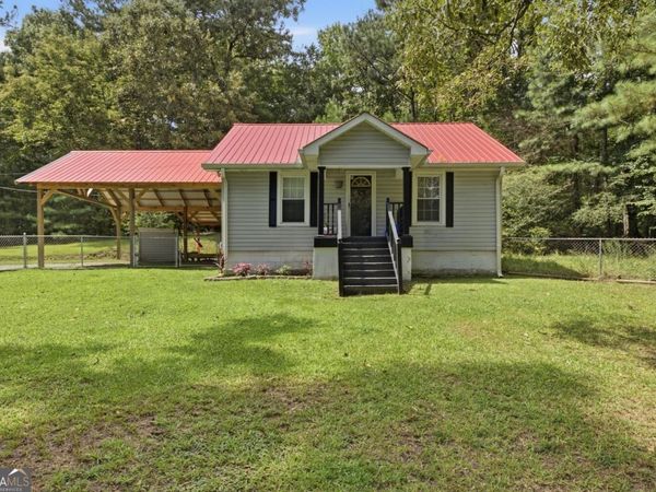 2112 Halls Valley Road, Trion, GA 30753