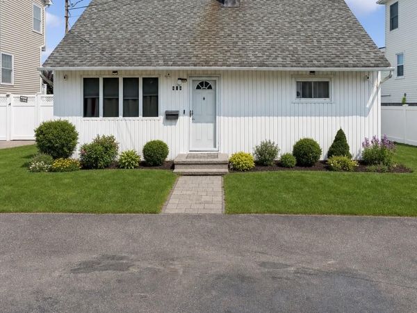 404 Front Street , Bellmore, NY 11710