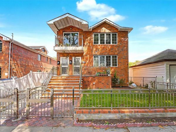 158-39 77th Road , Fresh Meadows, NY 11366