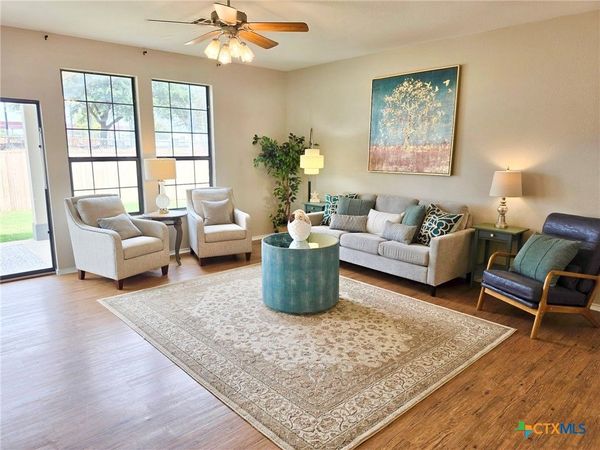1660 Bayland Street, Round Rock, TX 78664