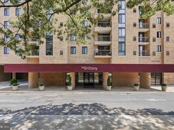4500 S FOUR MILE RUN DRIVE, Unit 301, ARLINGTON, VA 22204