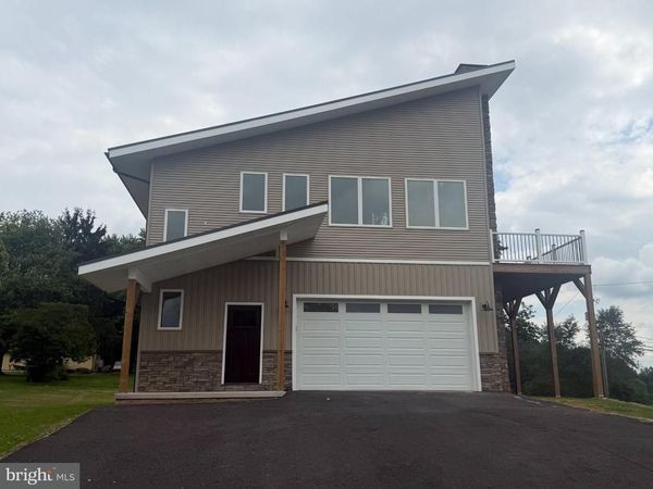 1875 SITTING BULL DRIVE, AUBURN, PA 17922
