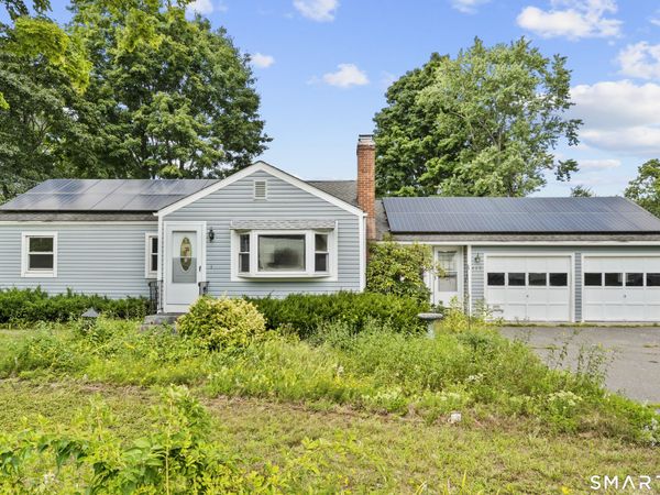 422 Denslow, Windsor Locks, CT 06096