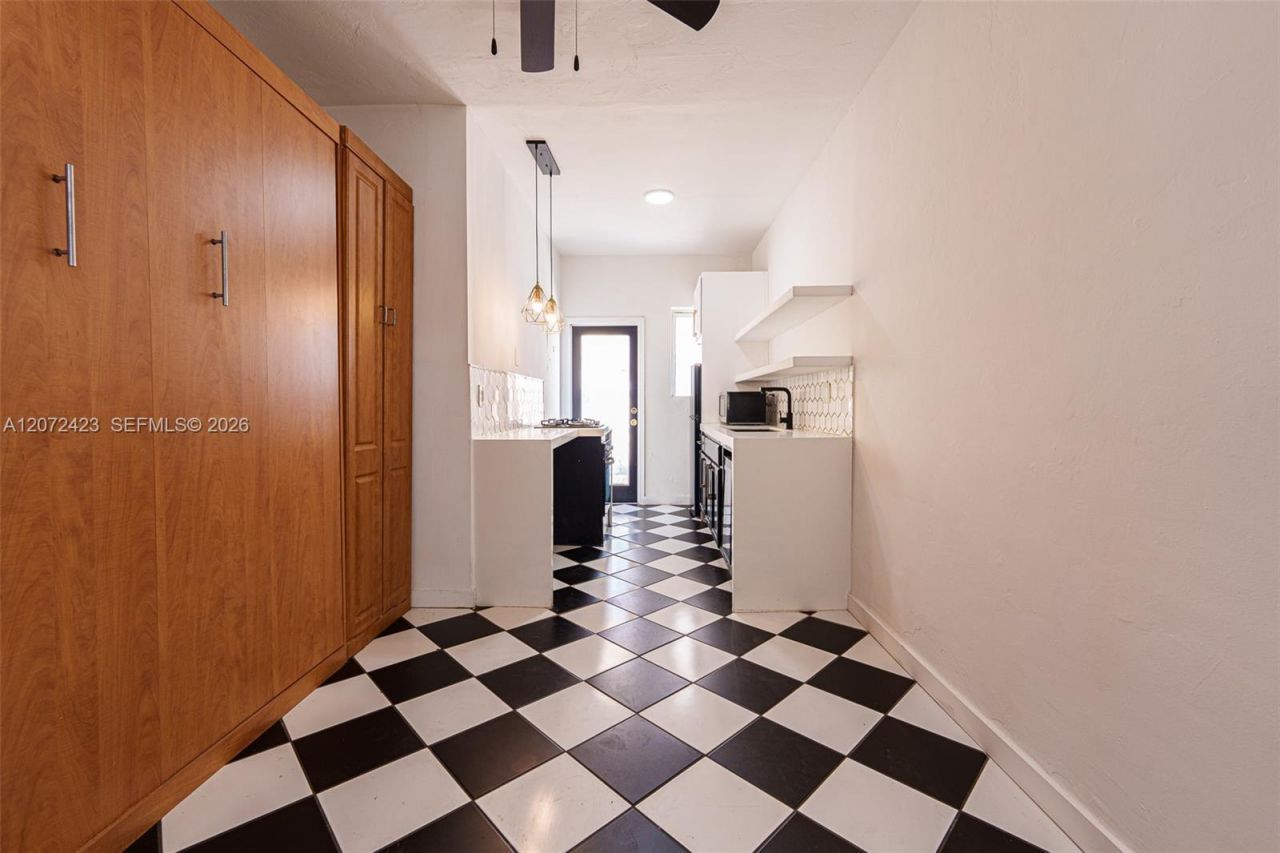 1351 Meridian Ave, Unit 10, Miami Beach, FL 33139 Photo