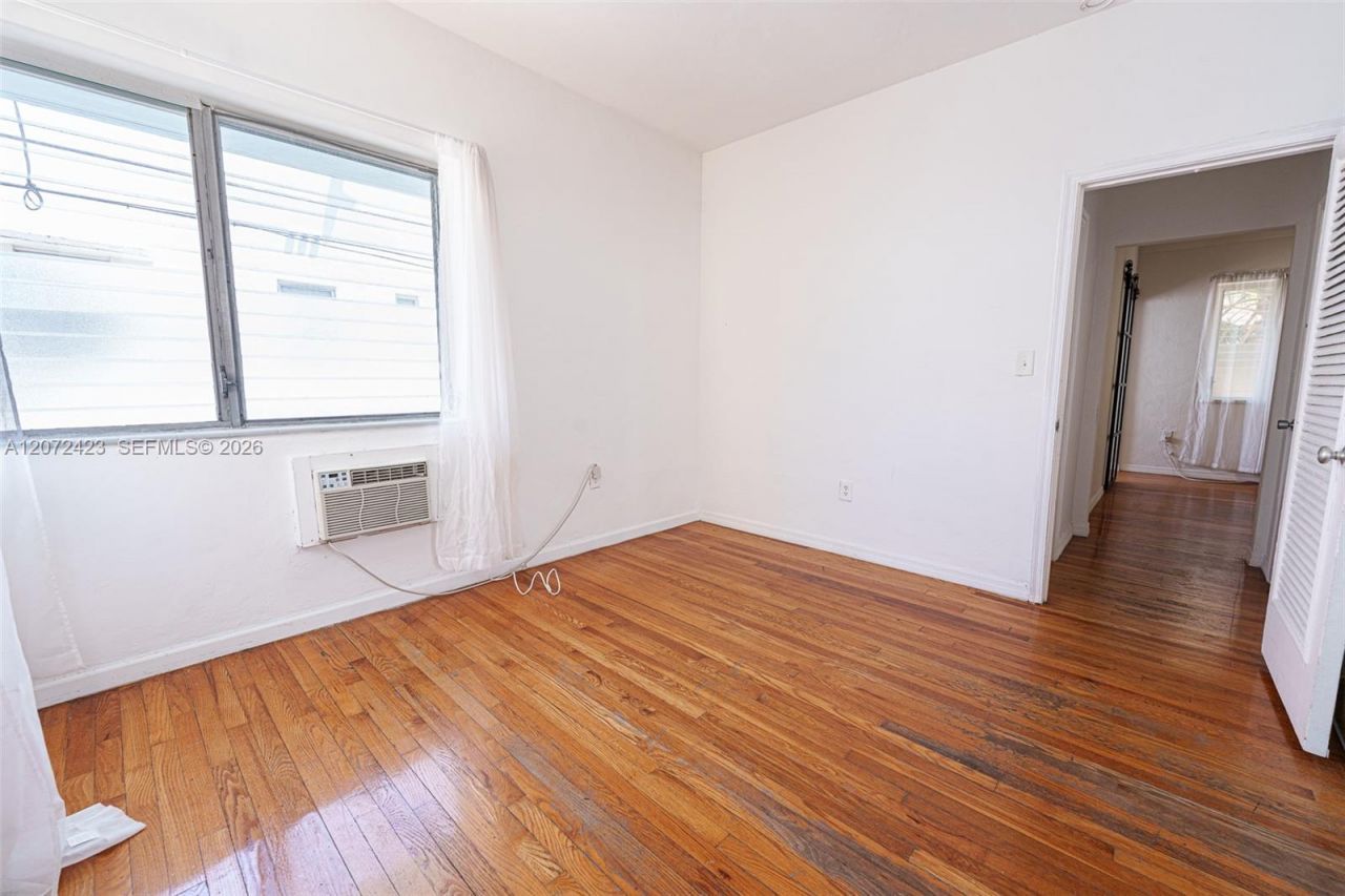 1351 Meridian Ave, Unit 10, Miami Beach, FL 33139 Photo