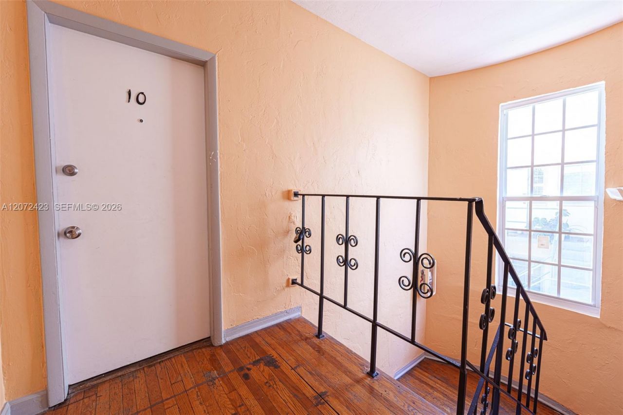1351 Meridian Ave, Unit 10, Miami Beach, FL 33139 Photo