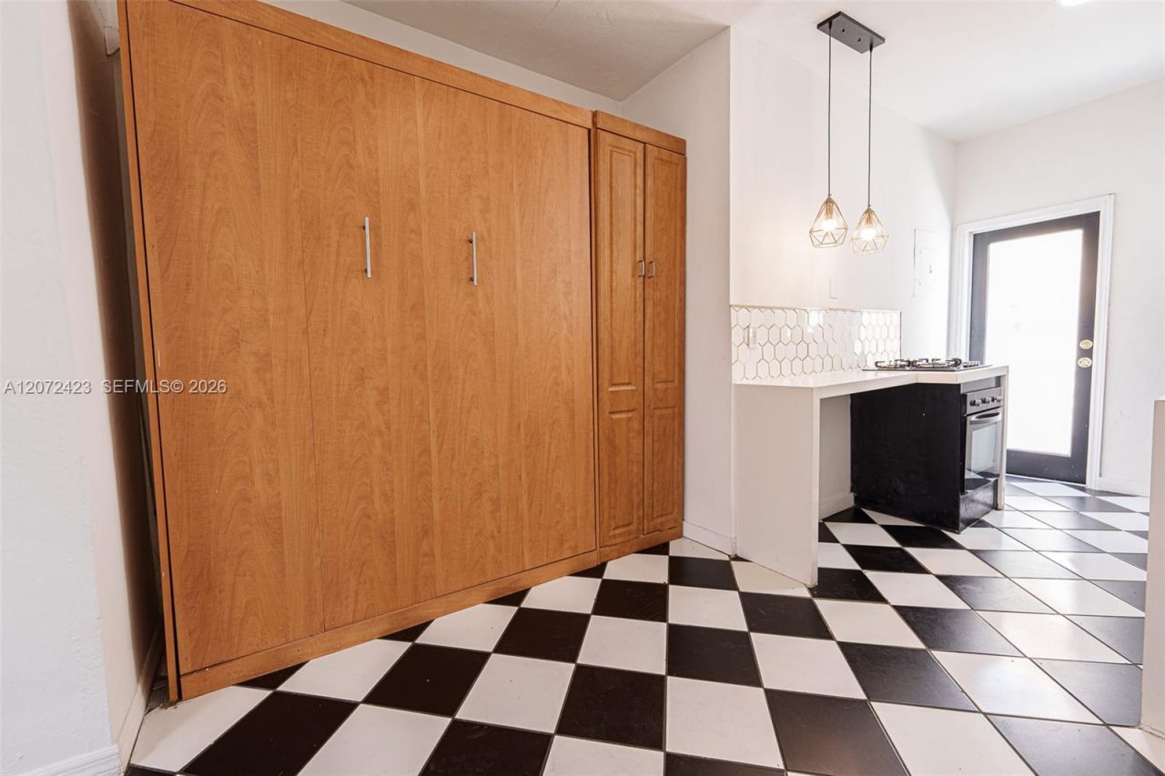 1351 Meridian Ave, Unit 10, Miami Beach, FL 33139 Photo