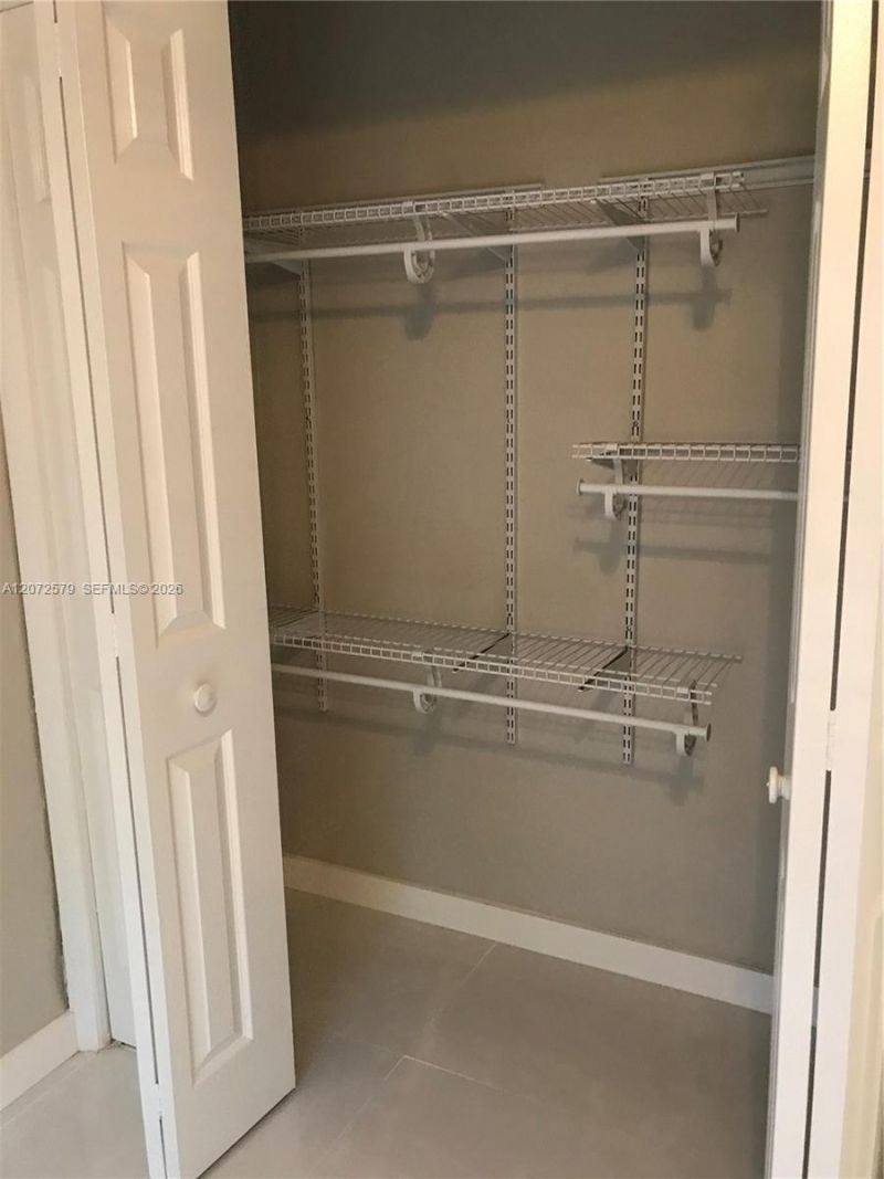 1800 NW 19th St, Unit 2, Miami, FL 33125 Photo