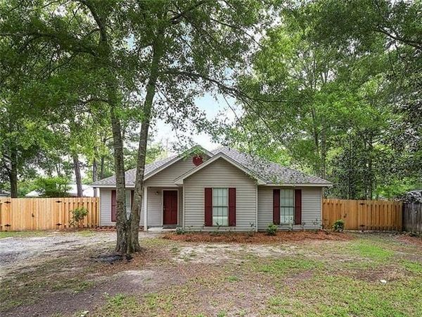 61323 ROCK Drive, Lacombe, LA 70445
