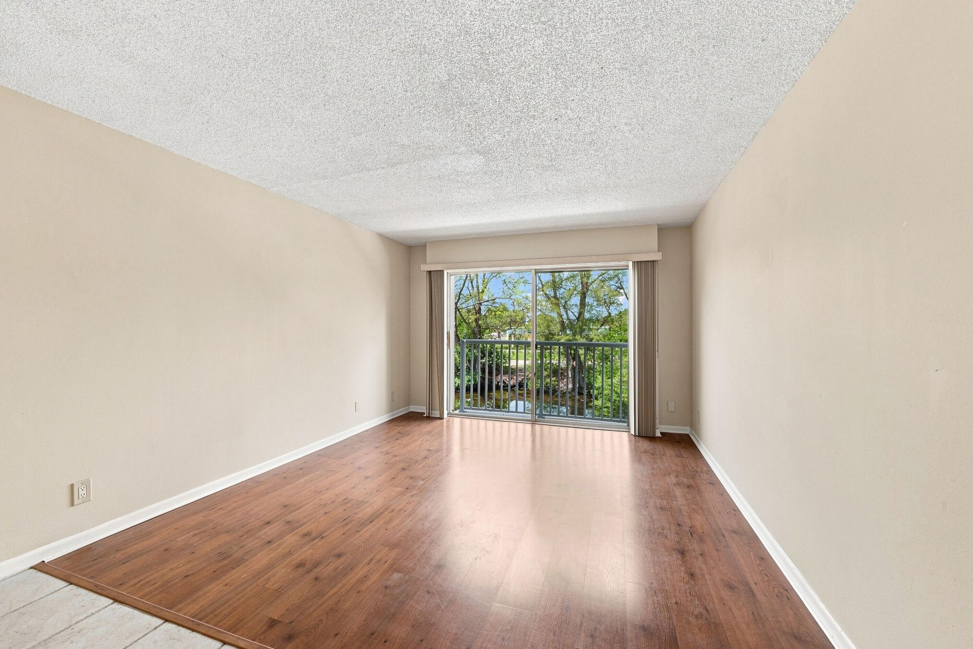 5951 NE 14th Lane, Unit 204N, Fort Lauderdale, FL 33334 Photo