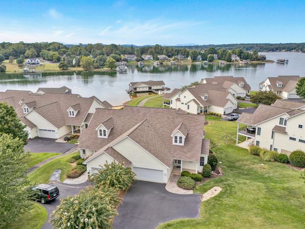 355 Haley Scott DR , Union Hall, VA 24176